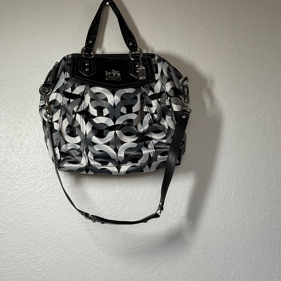 Coach Handbags - COACH:  women Patterned Shoulder Bag